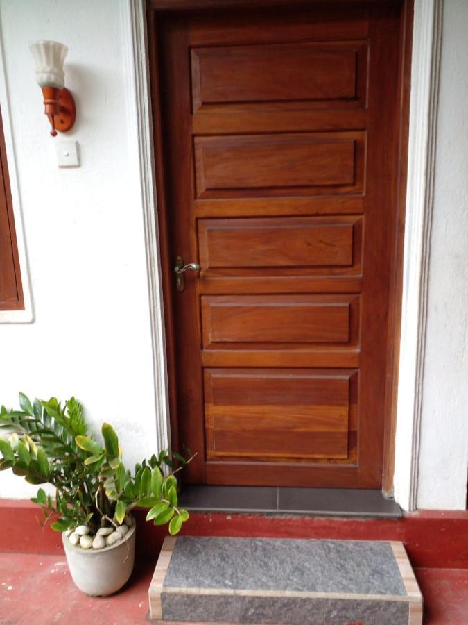 Shan Villa Bentota Bagian luar foto